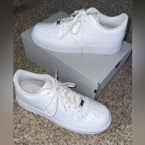 Nike Air Force 1’s Men’s 13 / Women’s 14.5